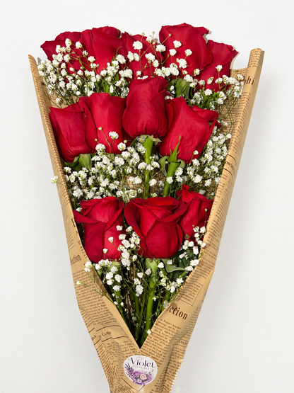 12 Red with baby breath